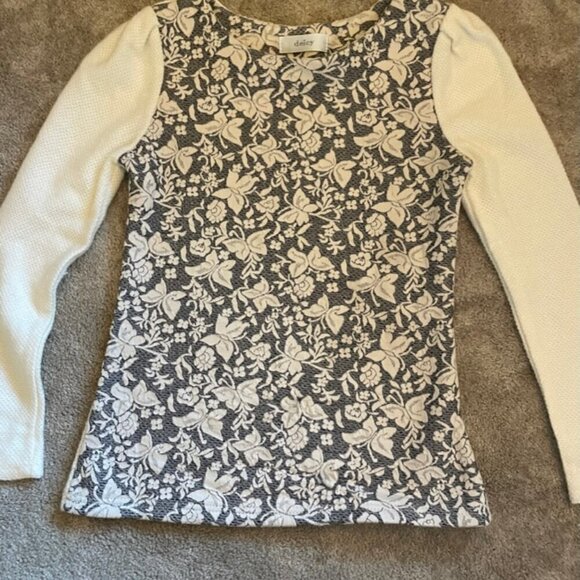 Deicy Sweater Ivory Gray Lace Long Sleeve - Picture 1 of 11